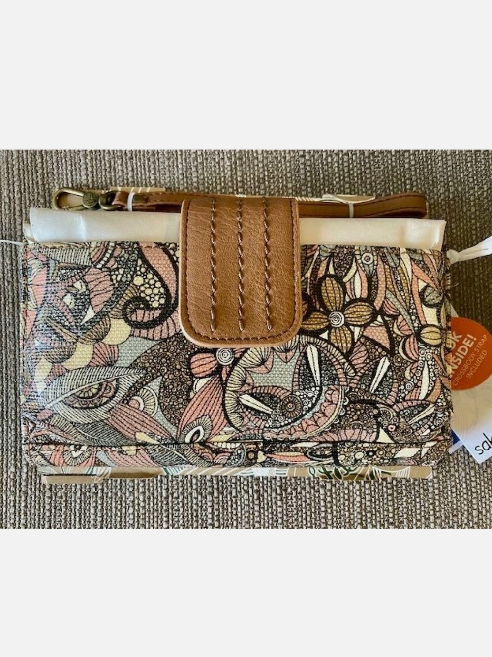 SAKROOTS Olympic Wristlet/Crossbody SIENNA SPIRIT DESERT